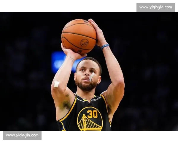 全方位解析现代篮球多样化战术与个人风格融合策略